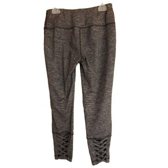 Women's Yoga Everyday Workout Capri Cut Out Crop Pants Leggings Grey XS NWOT - Picture 2 of 6